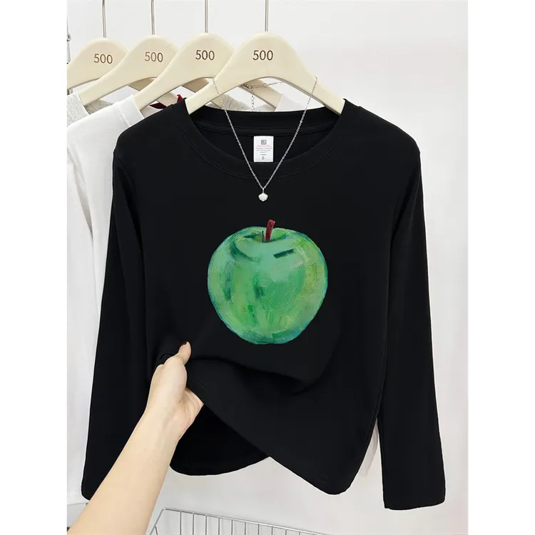 大码女装正肩长袖t恤早秋新款韩版设计感涂鸦青苹果印花圆领上衣