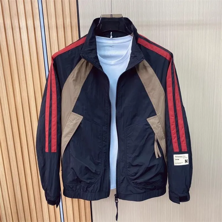 春秋季痞帅外套男新款时尚条纹拼接立领夹克男士潮牌休闲百搭秋装