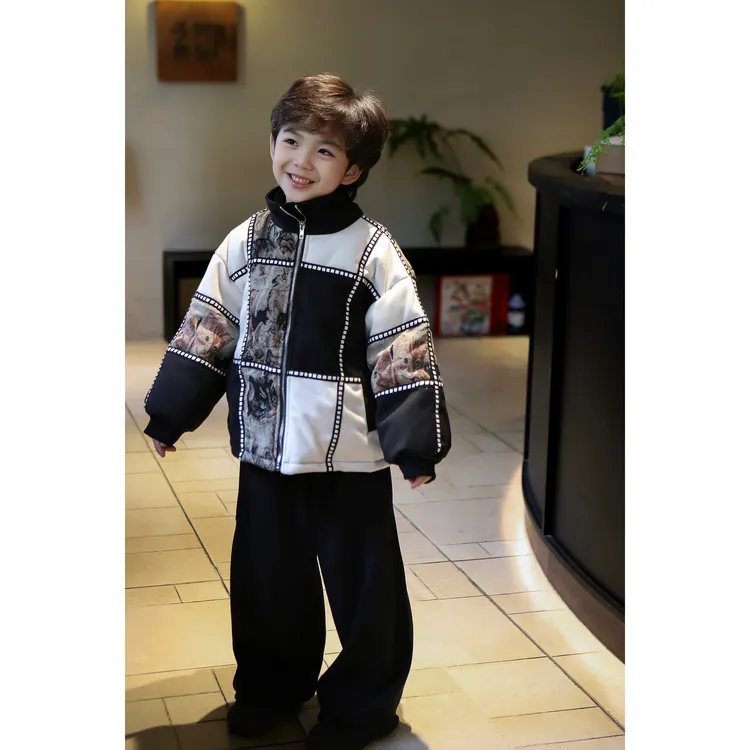 【现货】伟伟同款【小喵当家】2025冬季90白鸭绒儿童羽绒外套WW0963