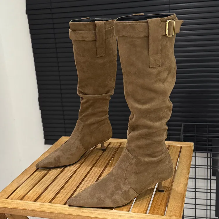 尖头平口高筒骑士靴女2025年秋冬新款套筒不过膝长筒靴细跟时装靴