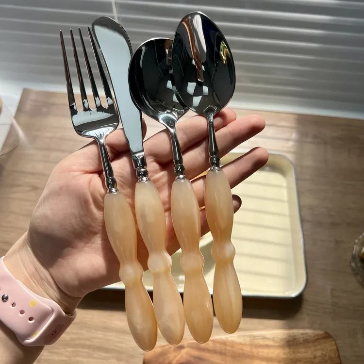 304不锈钢西餐刀叉勺ins风法式高颜值家用便捷牛排刀叉甜品勺