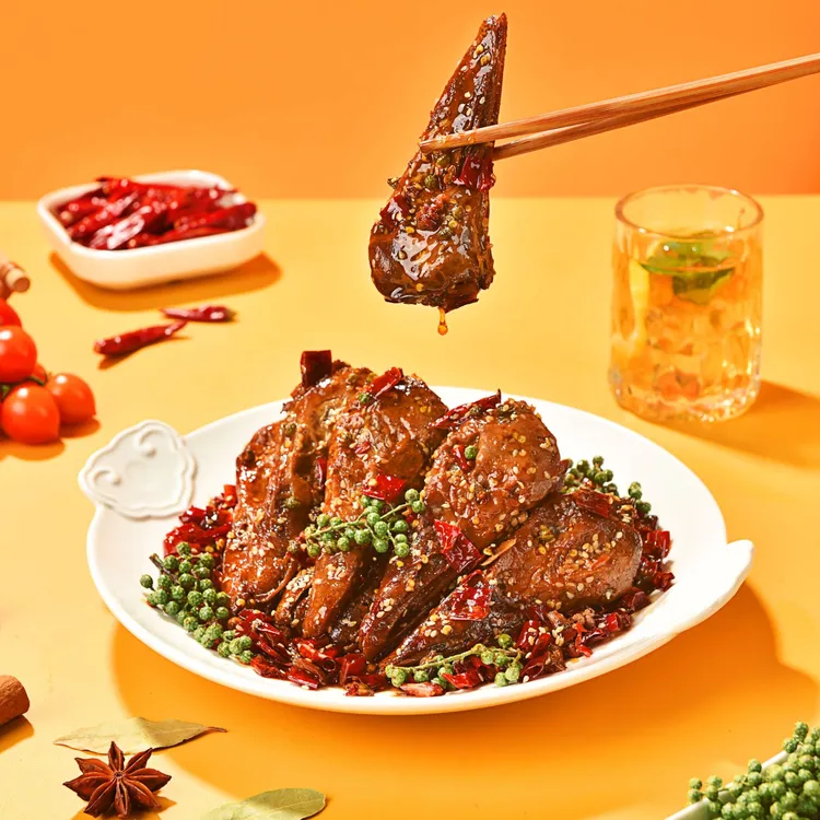 熙鸽有品川渝麻辣大鸭头整只88g先卤后炒鲜香酥脆开袋即食小零食