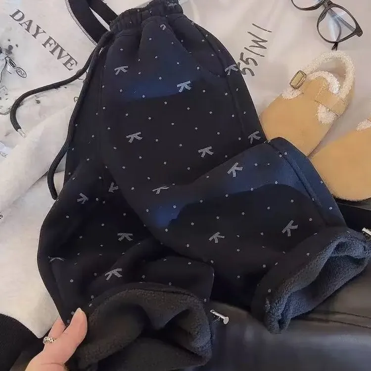 女童2025秋冬新款洋气时尚满印蝴蝶结百搭加厚一体奥粒绒休闲裤潮