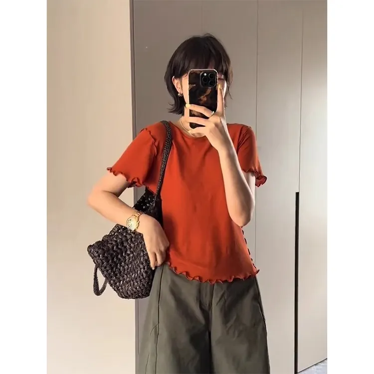 初夏韩系穿搭高级小众不撞款上衣设计感多巴胺红色花边短袖t恤女