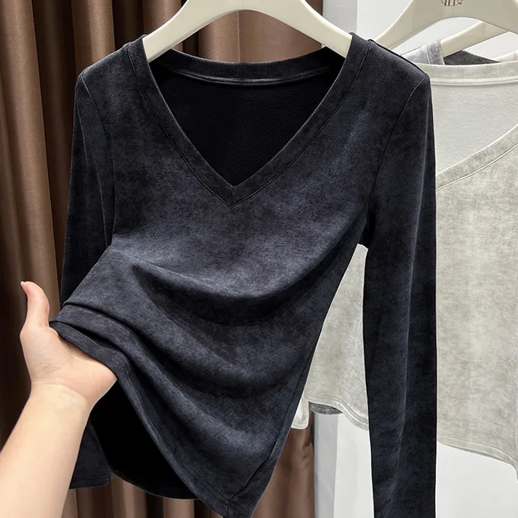 黑色设计感磨毛V领上衣秋季新款扎染气质打底衫长袖显瘦内搭女款