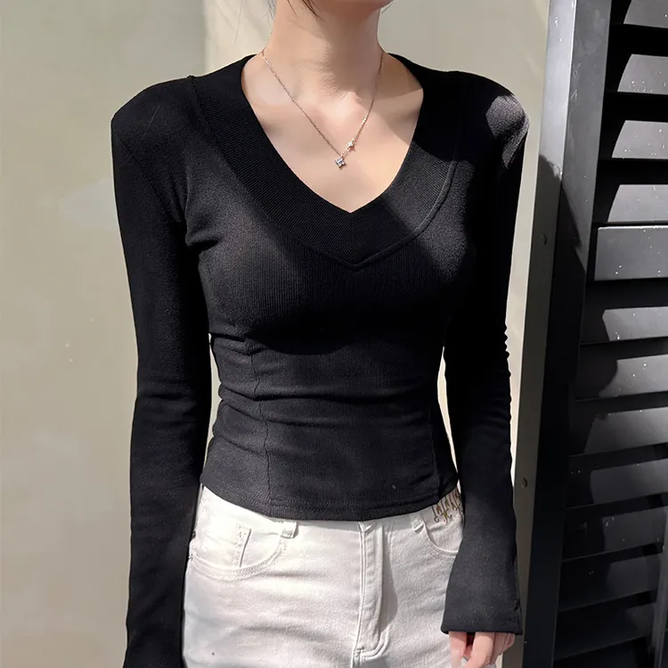 长袖打底衫女V领内搭显瘦百搭修身外穿T恤网红时尚炸街新款女装