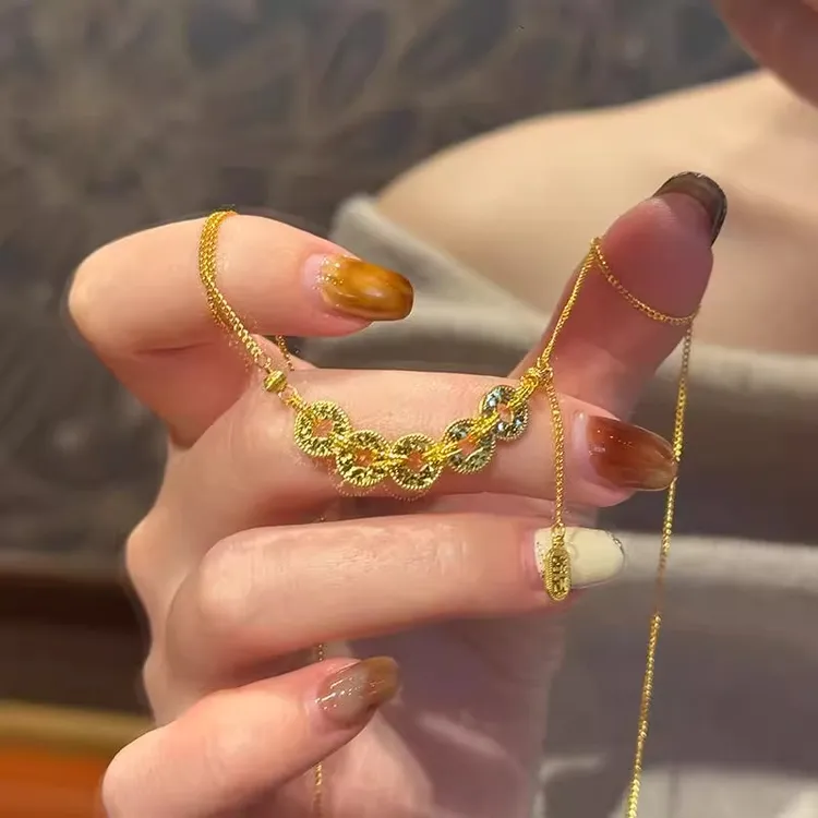 钛钢项链 新中式金色超闪碎冰冰五帝钱项链女高级轻奢小众锁骨链