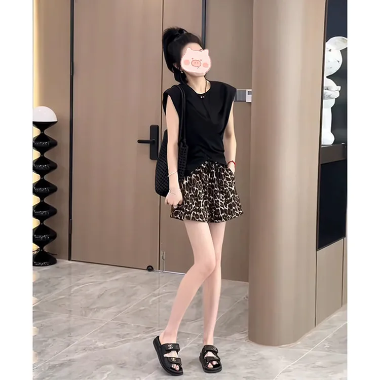 韩版时尚圆领小飞袖T恤上衣女2025夏季高腰豹纹短裤设计两件套ins