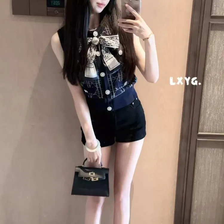 小初家@送蝴蝶结25夏季新款圆领针织气质名媛千金小香风无袖短款