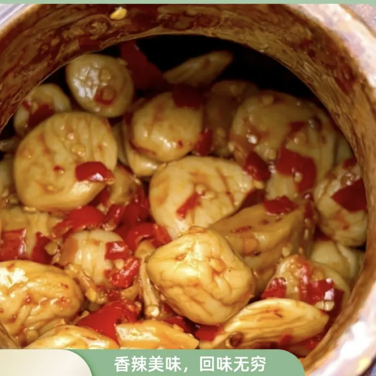 香辣土萝卜咸香爽口开盖即食的下饭菜
