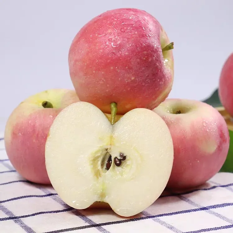 新鲜现摘红富士苹果冰糖心脆甜多汁产地直发