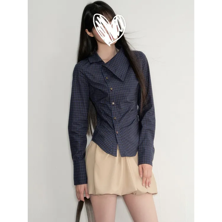 深藏青斜翻领复古格纹长袖衬衫女秋季新款掐腰显瘦上衣设计感女装