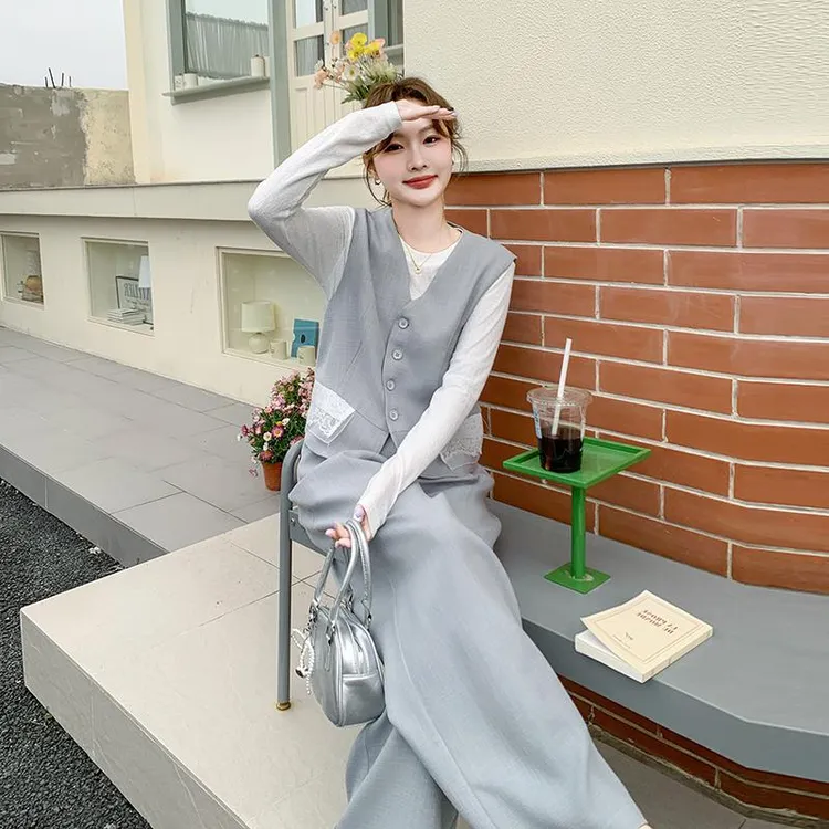 出游欧若风打底灰色马甲阔腿裤套装女春慵懒风三件套基础万能穿搭