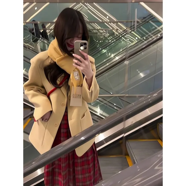 外套韩系高级感超好看甜美大衣红色高腰格纹百褶半身裙子女早春季