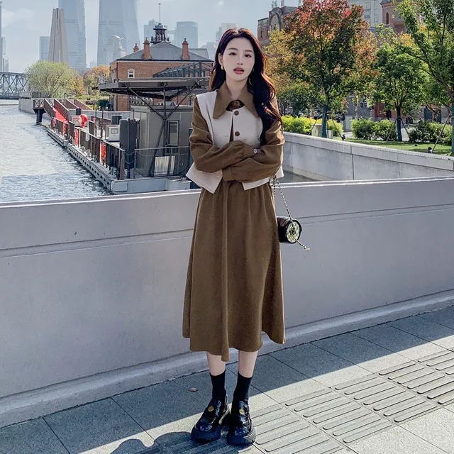 盐系穿搭连衣裙套装女2025春秋新款法式复古温柔风马甲长裙两件套