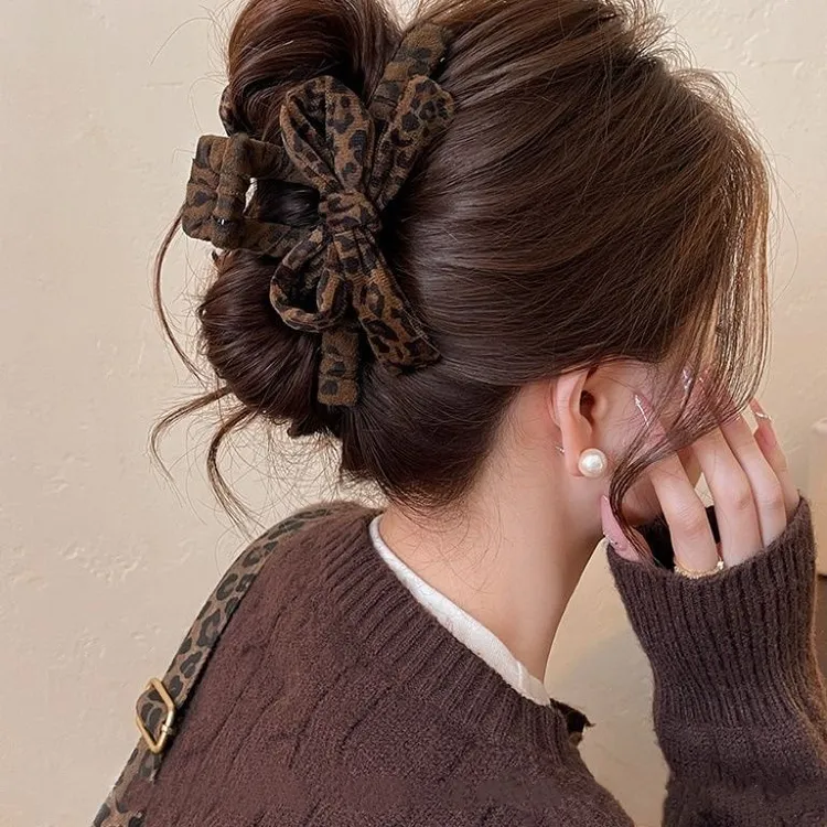 秋冬豹纹蝴蝶结抓夹高级感复古大号鲨鱼夹优雅法式后脑勺盘发夹
