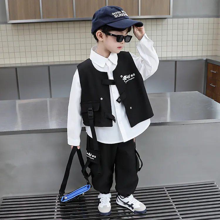 哪吒儿童服装男童三件套秋季马甲衬衫套装2025新款小男孩酷潮帅气