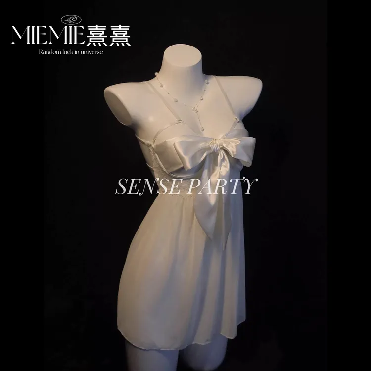 【MIEMIE熹熹】解开礼物！纯欲蕾丝网纱性感露背睡裙女80-200斤