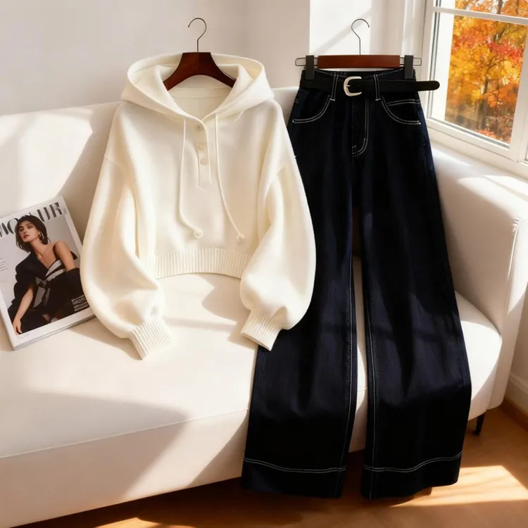 小众别致白色连帽抽绳卫衣女秋季新款高腰休闲百搭直筒裤子两件套