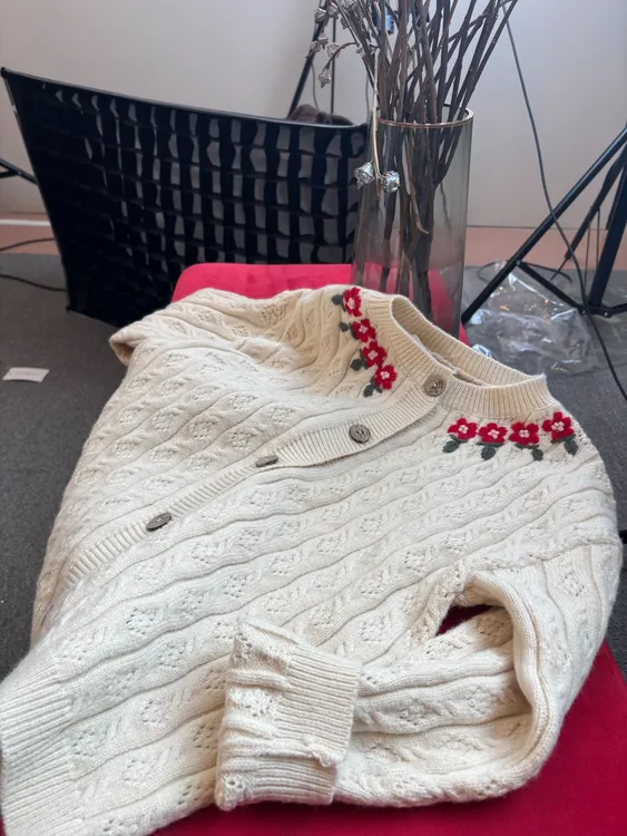 2024秋冬儿童开衫百搭宝宝婴儿女宝外搭儿童毛衣1-3岁加厚0-1岁