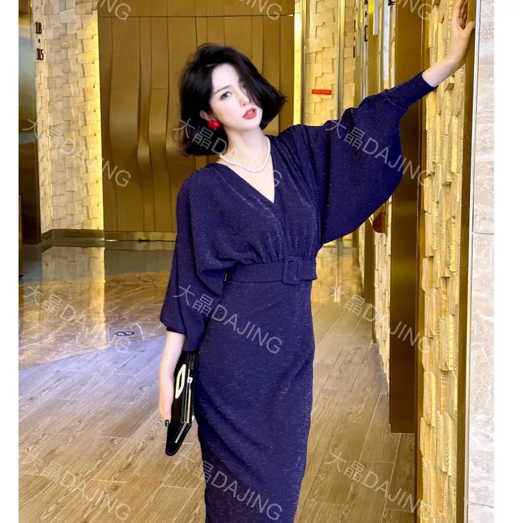 【大晶定制】“紫星夜曲”新款气质晚宴V领紫色蝙蝠袖长款修身连衣裙