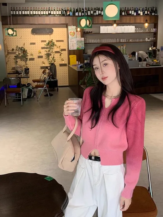 不易起球上衣V领常规开衫长袖渐变洋气外搭毛衣女