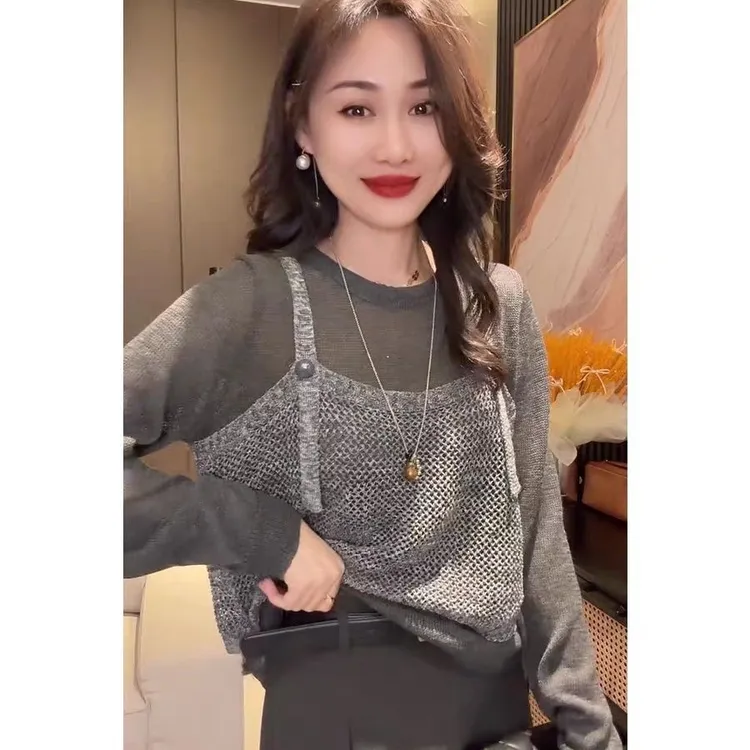 春季新款洋气显瘦假两件拼接长袖圆领针织衫女气质百搭宽松上衣