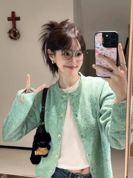 法式气质薄荷绿卷边针织开衫毛衣外套女春秋软糯绿色上衣早春外搭