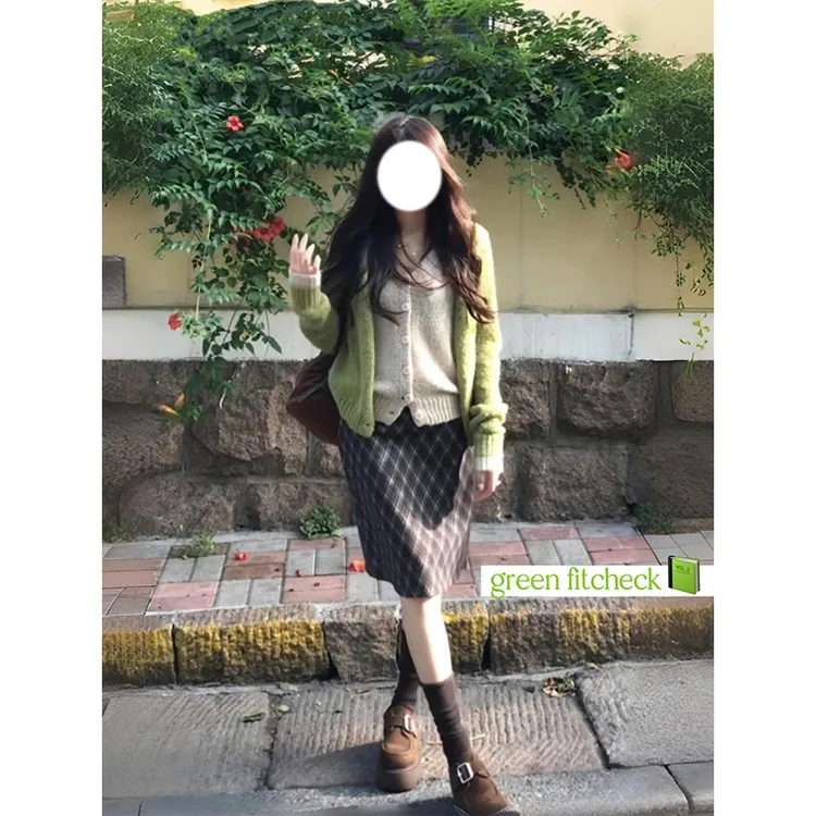 MARIE.COCO森系穿搭假两件v领长袖毛衣外套女秋季格纹半身裙套装