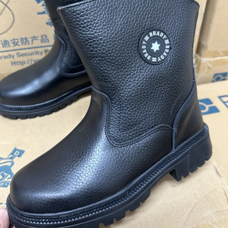 TF冬季新款牛皮小短靴
