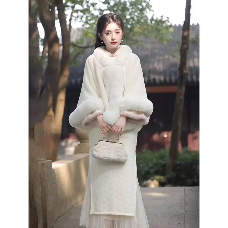 斗篷披肩2025冬季加绒加厚新中式配旗袍外搭温柔千金少女保暖外套