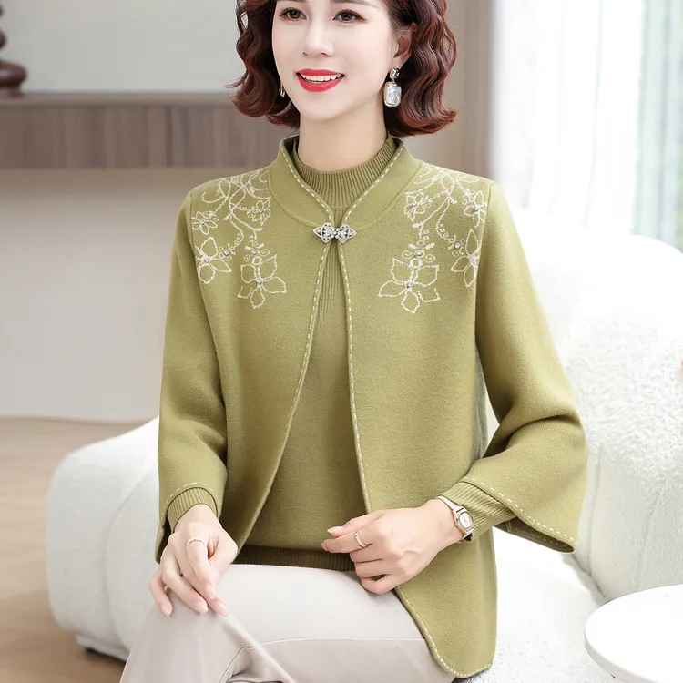 2025新款妈妈装秋冬洋气两件套上衣中老年女国风针织开衫毛衣外套