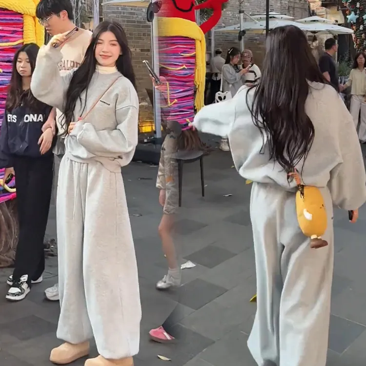 2025秋冬新款时尚显瘦气质网红高档套装女高级百搭宽松大码两件套