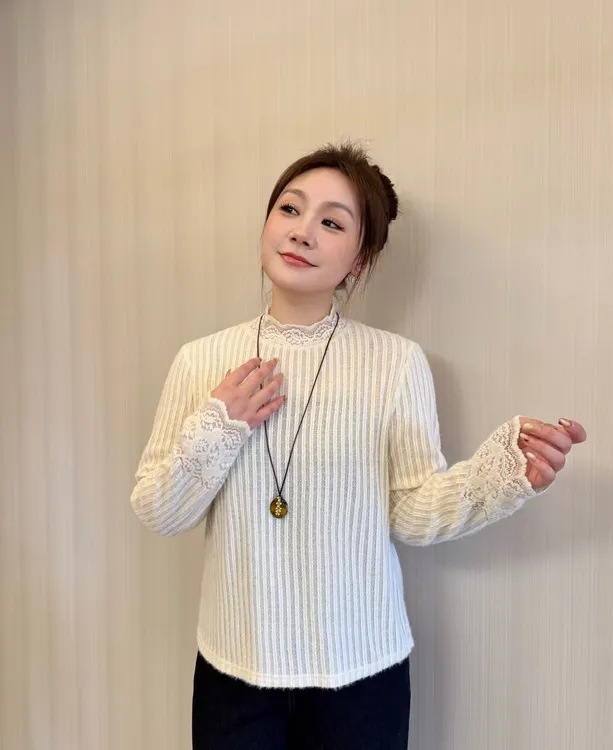 NANJIE/楠姐【尤莉甜】雪花条正肩显瘦蕾丝边内搭XNS6647