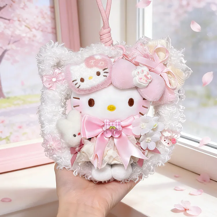 正版hellokitty樱落春语kt三丽鸥包包娃娃挂件玩偶送人生日礼物女