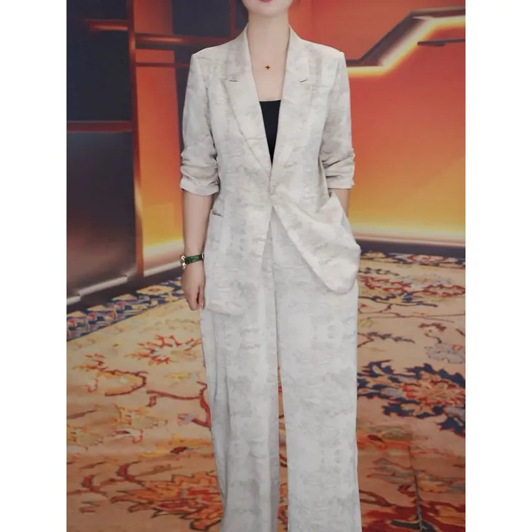 高级时尚套装2025夏季新款显瘦潮流印花西服上衣+阔腿长裤两件套