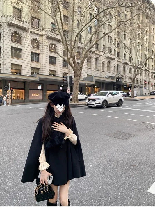  复古千金外套女高级感气质斗篷大衣衬衫套装