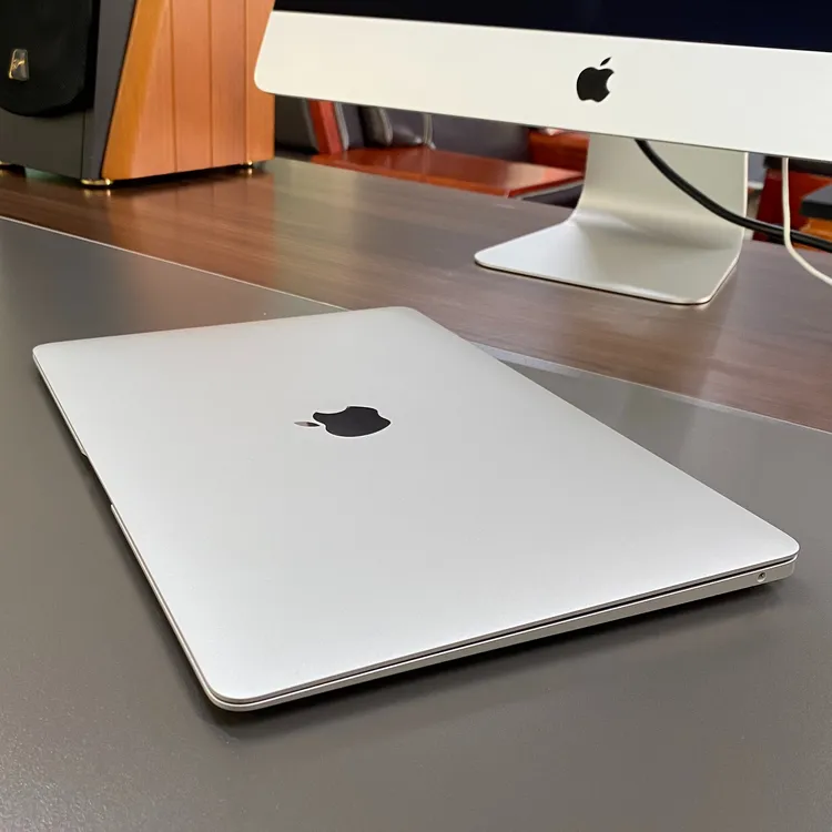 95新 Apple/苹果 MacBook Pro办公轻薄款女学生绘画air笔记本电脑