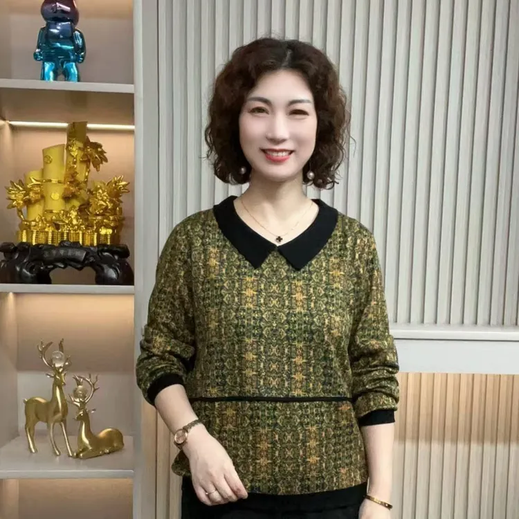 妈妈装流行时尚潮牌女装宽松秋装女士欧若拉独特漂亮上装休闲长袖