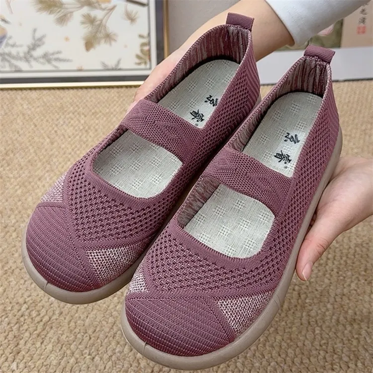 春季新款老北京布鞋轻便舒适透气平底妈妈鞋休闲百搭软底女单鞋