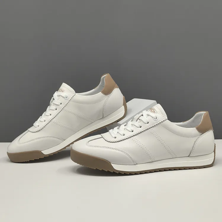欧洲站男鞋高端阿甘运动板鞋百搭白色鞋子男款透气头层牛皮休闲鞋