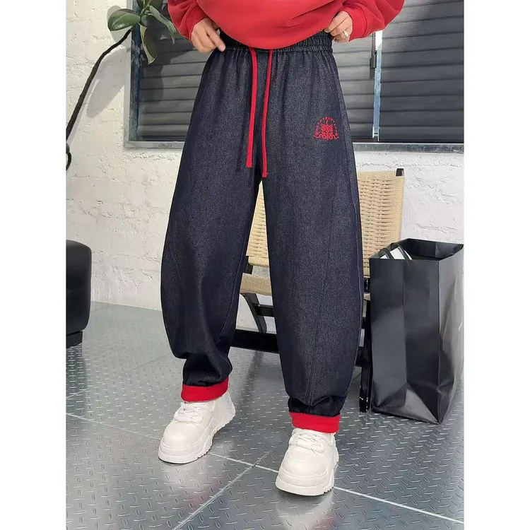 YULE语乐/5236醒狮贺岁马年樂字休闲裤加厚磨毛撞色可卷边牛仔裤