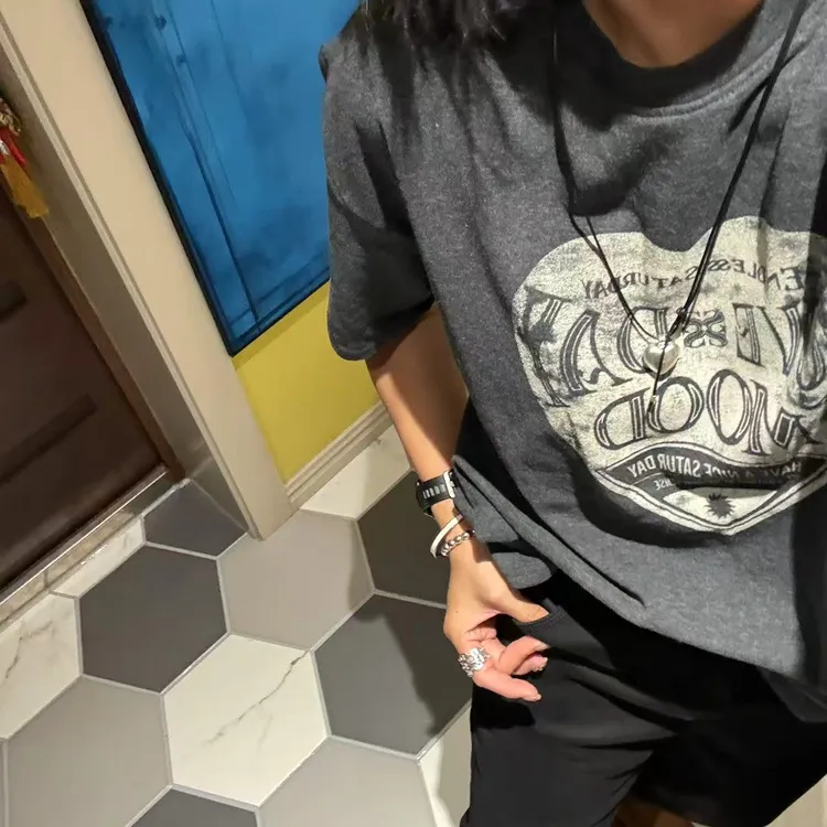 SISTERS【爱你之心】厚款灰色字母T