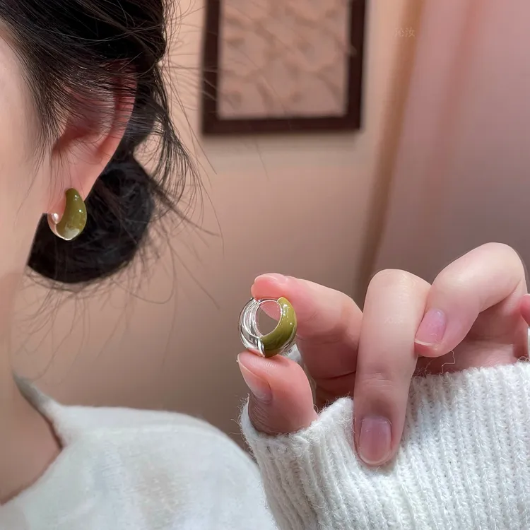 【沁汝饰品】F719绿色耳扣双面可戴简约精致轻奢['双11好物']