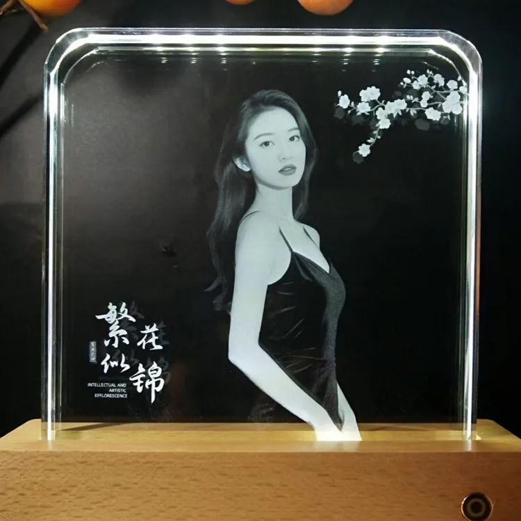 水晶玻璃内雕照片定制夜灯摆台圣诞节情人节玻璃画像定制真人照片