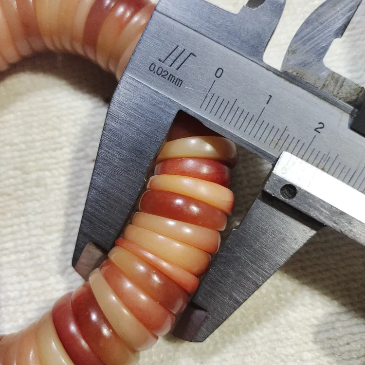 骆驼骨大肠血料樱桃红风格单圈手串