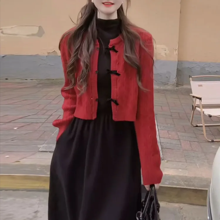 2025秋新款百搭针织上衣高腰显瘦裙子减龄两件套女气质高级感套装
