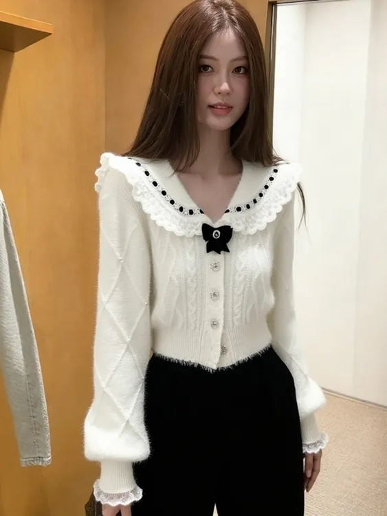 冬季韩里韩气上衣独特超好看洋气减龄漂亮软糯慵懒风白色针织开衫