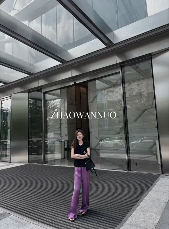 ZHAO WANNUO 丨 25春夏 铜氨丝雾面垂感紫色宽松休闲直筒裤NC0657
