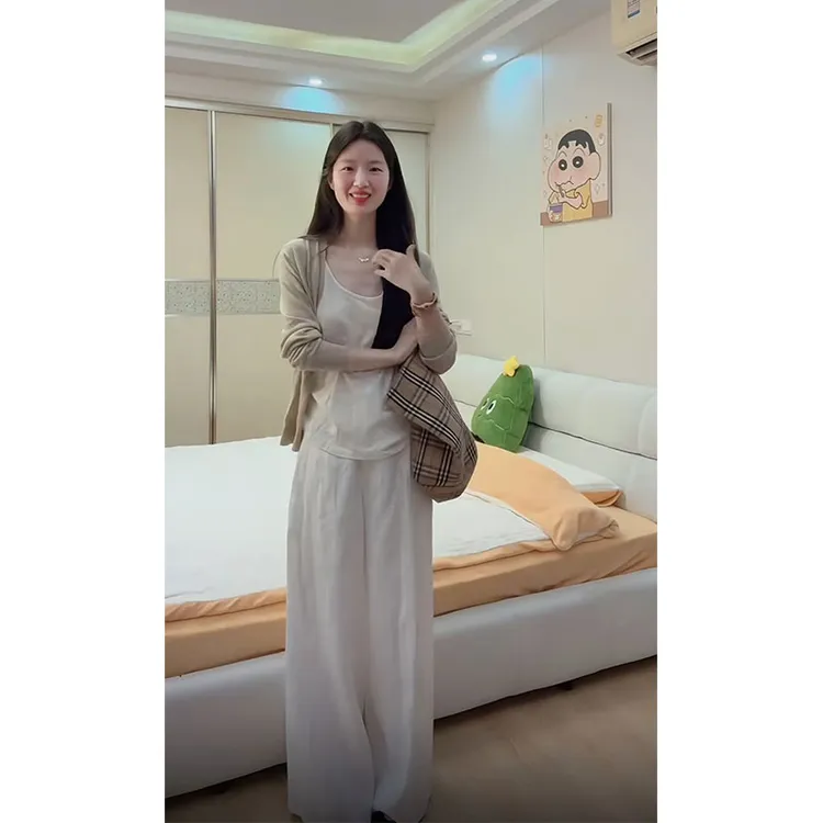 2025年夏季新款ins气质软软糯糯针织防晒开衫内搭T恤配高腰阔腿裤